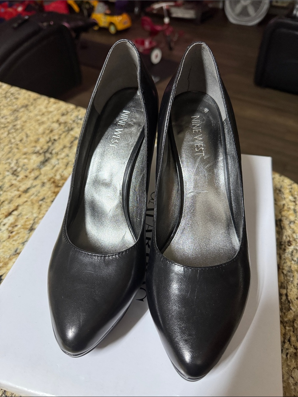 Nine West Black Leather Pointed-Toe Pumps